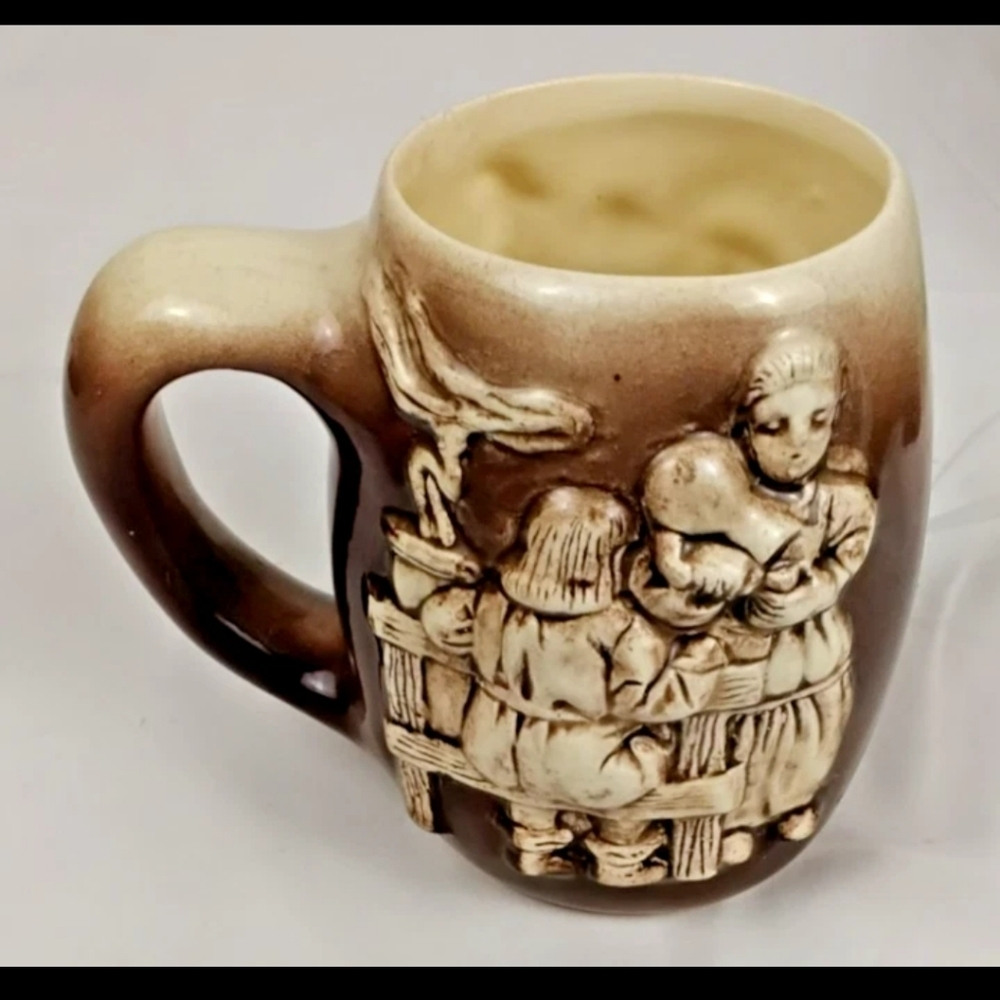Vintage Cloverleaf California Pottery Ceramic Mug Relief Scene